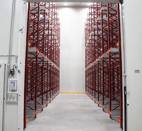 Cold Store Panels for Freezers, Partitions and Chillers | Insulated Panels in UAE, Africa and Middle East